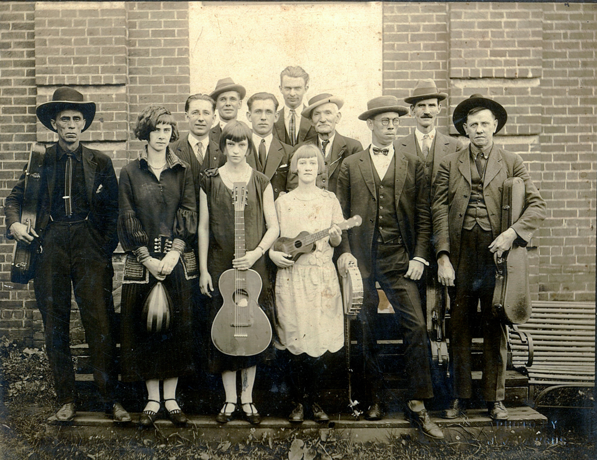 Fiddlin’ Cowan Powers and His Family String Band: Pioneers in Early Country Music